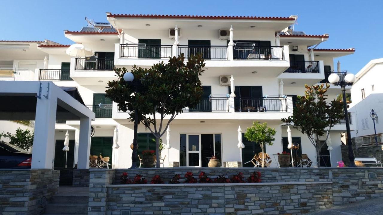 Pansion Alexandros By The Sea Lejlighedshotel Nea Skioni Eksteriør billede
