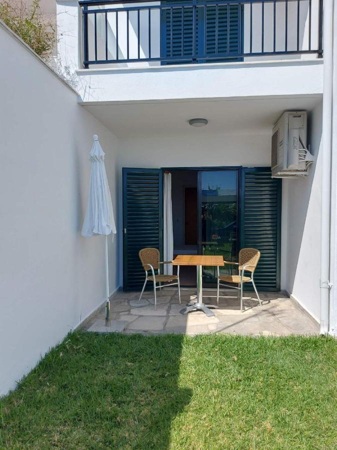 Pansion Alexandros By The Sea Lejlighedshotel Nea Skioni Eksteriør billede